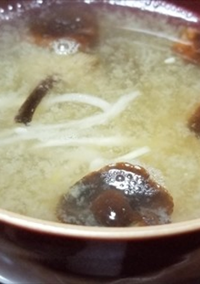 天然エノキダケと切り干し大根の味噌汁-レシピのメイン写真