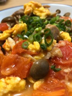 鶏ガラで簡単絶品*豚肉トマト卵炒め-レシピのメイン写真