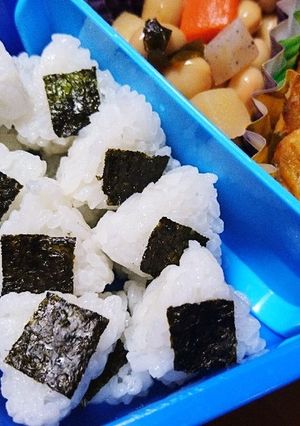 離乳食に♪みにみに三角おにぎり大量生産♪-レシピのメイン写真