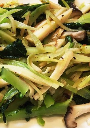 ブロッコリーの茎と葉を超簡単おいしく変身-レシピのメイン写真