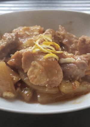 鶏もも肉と大根と卵の柚子味噌煮込み-レシピのメイン写真