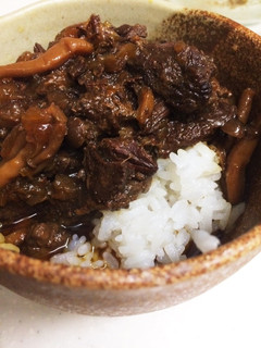 馬肉の煮込 牛丼風-レシピのメイン写真