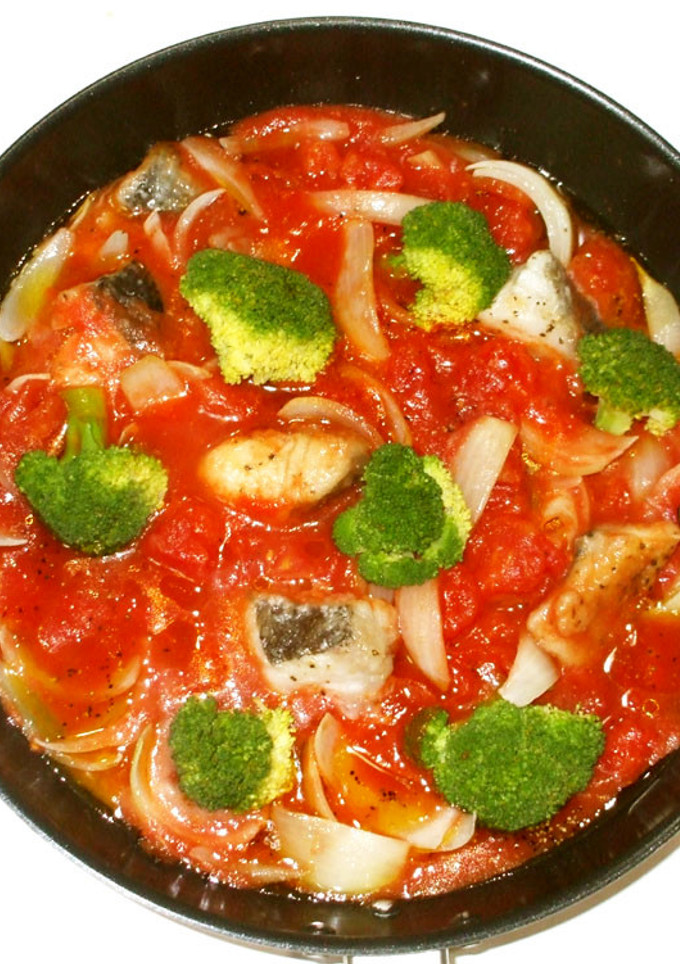 タラのトマト缶煮込み♪簡単-レシピのメイン写真