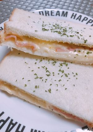 ベーコンチーズで☆ホットサンドイッチ-レシピのメイン写真