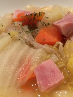 野菜たっぷり♡食べるコンソメスープ-レシピのメイン写真