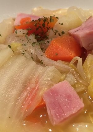 野菜たっぷり♡食べるコンソメスープ-レシピのメイン写真