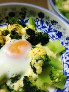 卵のソースで食べるブロッコリーのマヨ焼き-レシピのメイン写真