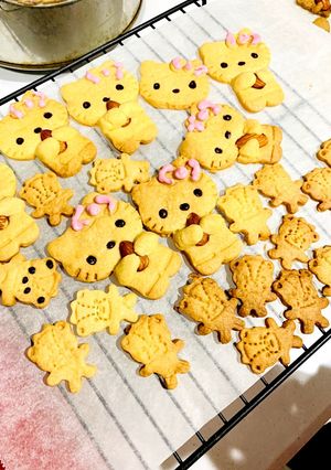 簡単!キティちゃん 抱っこくまクッキー-レシピのメイン写真
