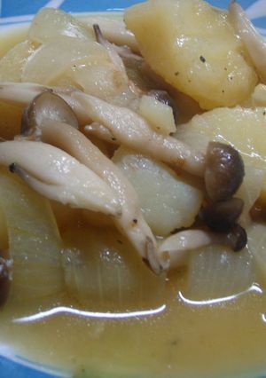 ♪鶏肉のコンソメバター煮♪-レシピのメイン写真