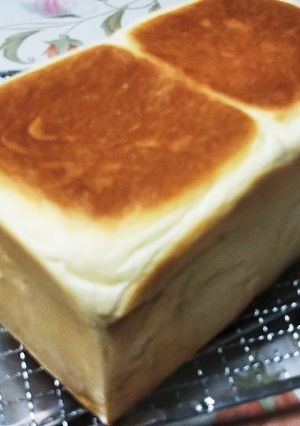 パン屋配合 生クリーム食パン 1.5斤-レシピのメイン写真