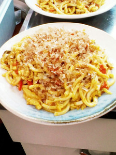 混ぜて焼くだけカレー焼きうどん-レシピのメイン写真