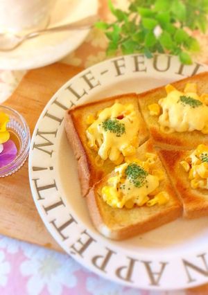 コーンマヨトースト-レシピのメイン写真
