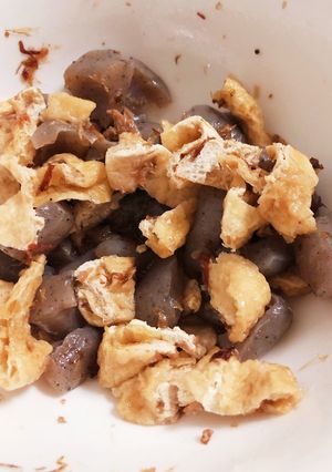 （簡単）こんにゃくと油揚げのめんつゆ煮-レシピのメイン写真