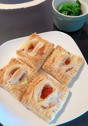 トマトチーズパイ-レシピのメイン写真