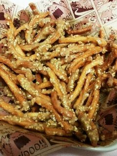 饂飩のピッピ揚げ♡胡麻キャラメル-レシピのメイン写真
