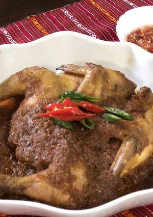 インドネシア♡バリ島の丸鶏の煮込み-レシピのメイン写真