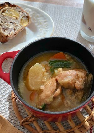 ++ 簡単!林檎と鶏肉の香菜煮込み ++-レシピのメイン写真