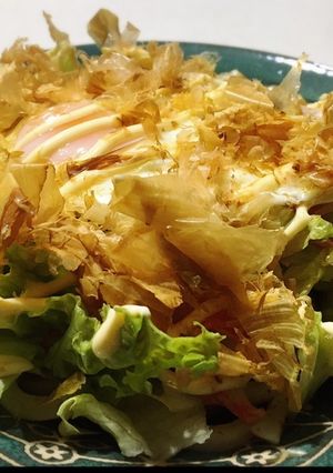簡単☆サラダうどんon半熟目玉焼き-レシピのメイン写真