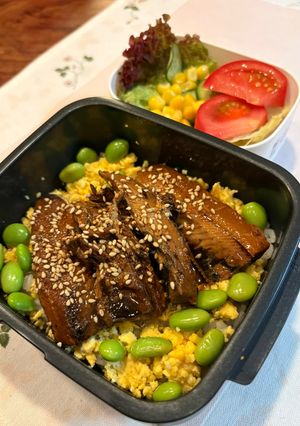 お弁当何もない時＊いわし蒲焼き缶詰でお弁当-レシピのメイン写真