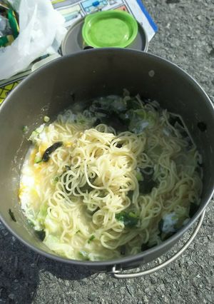 雪山でサッポロ一番お変わりラーメン-レシピのメイン写真