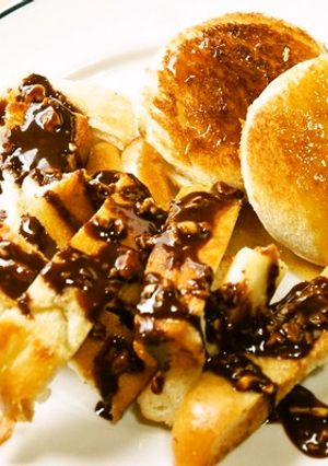 パンの耳がお洒落♪ホットペパーチョコパン-レシピのメイン写真