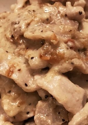 ご飯に合う♡豚肉のチーズと梅肉炒め-レシピのメイン写真