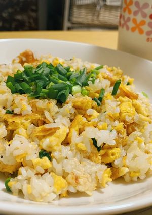 簡単で美味すぎ！醤油と胡麻油かおる卵炒飯-レシピのメイン写真
