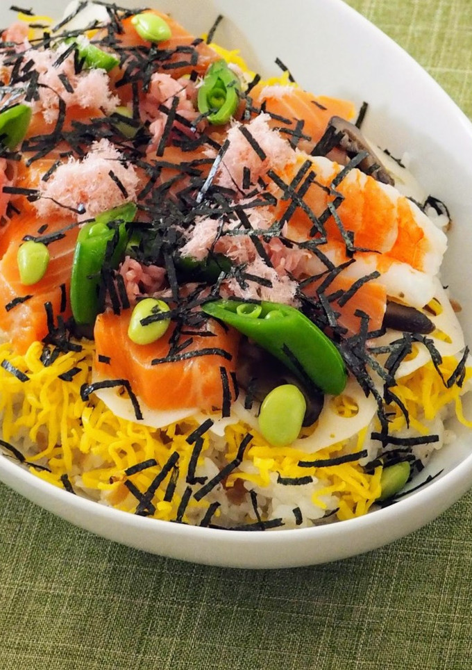 シークヮーサーで炊く酢飯のちらし寿司-レシピのメイン写真