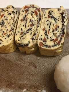 奇跡のひじき煮を使った だし巻き玉子-レシピのメイン写真