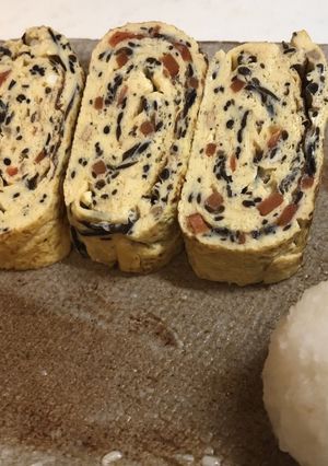 奇跡のひじき煮を使った だし巻き玉子-レシピのメイン写真