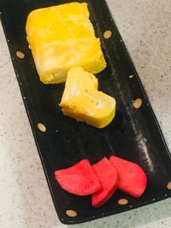 ふわふわのだし巻き卵(優しい卵焼きです)-レシピのメイン写真