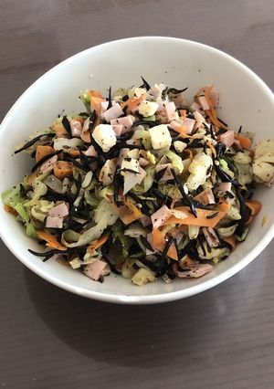 簡単!節約!ひじきとチーズの鉄骨サラダ-レシピのメイン写真