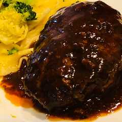 รูปของ 豆腐入なのに肉感有りジューシーハンバーグ