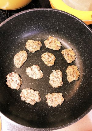 離乳食後期〜 鯖缶で簡単手づかみバーグ♡-レシピのメイン写真