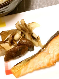 鮭の幽庵焼き~きのこ添え~-レシピのメイン写真