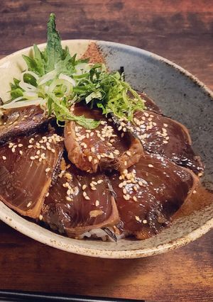 アレンジで簡単うまし⭐鰹のタタキの漬け丼-レシピのメイン写真