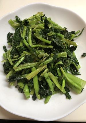 御殿場小山特産の水かけ菜の漬物の油炒め-レシピのメイン写真