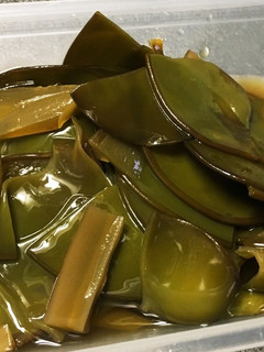 ぽん酢で簡単 茎わかめ酢の物-レシピのメイン写真