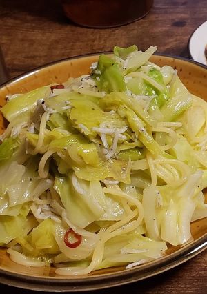 簡単⭐しらすとキャベツのペペロンチーノ-レシピのメイン写真