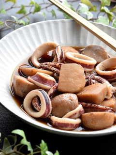 母の味☆父の好物・イカと里芋の炊いたん-レシピのメイン写真