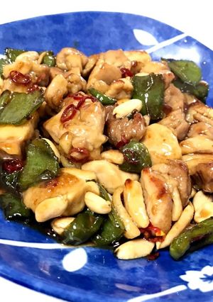 鶏肉とピーナッツ炒め-レシピのメイン写真