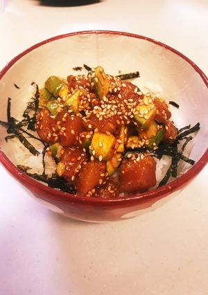 食べるラー油でマグロアボカド丼-レシピのメイン写真