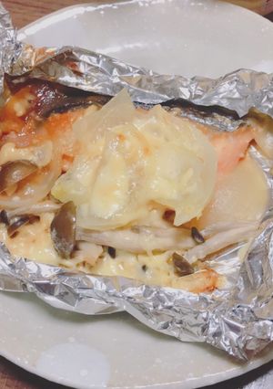 鮭としめじの包焼き-レシピのメイン写真