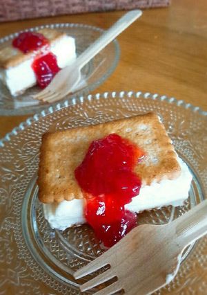ひと肌脱いじゃお。レアチーズサンド-レシピのメイン写真