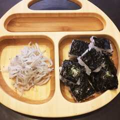 รูปของ 離乳食完了期 ぺったんこおにぎり