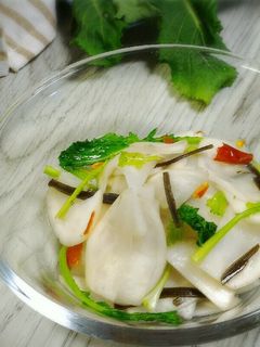 塩もみで漬け物♪かぶとだし昆布の浅漬け-レシピのメイン写真