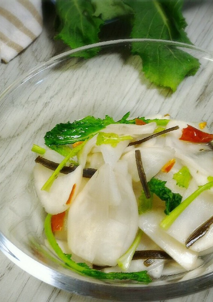 塩もみで漬け物♪かぶとだし昆布の浅漬け-レシピのメイン写真