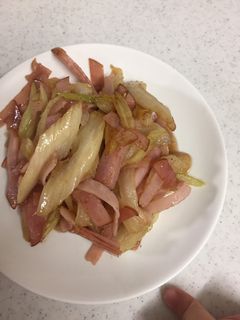 ロースハムとセロリ炒め-レシピのメイン写真