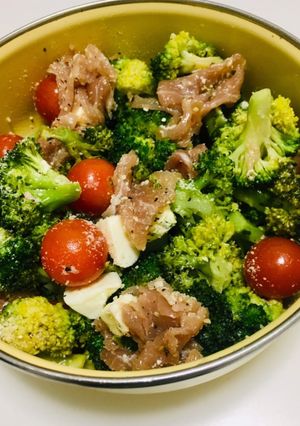 デパ地下の味！ブロッコリーと生ハムサラダ-レシピのメイン写真