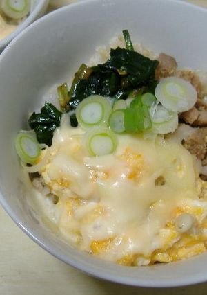 チーズたまご三色丼 with 深谷ネギ-レシピのメイン写真